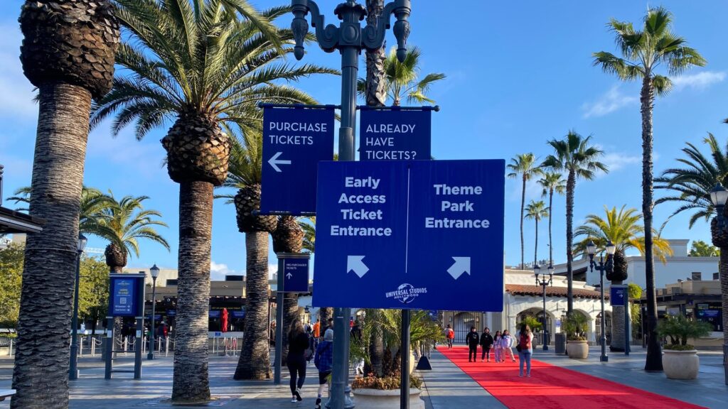 Early access entrance