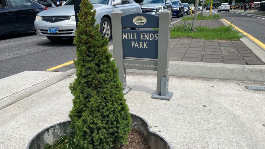 Mill Ends Park