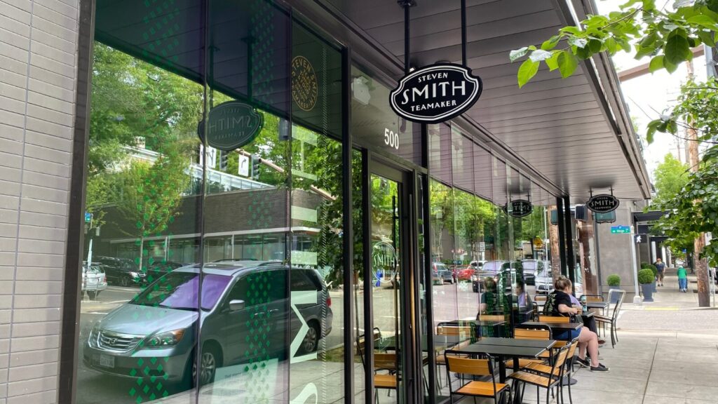 Smith tea in Portland downtown