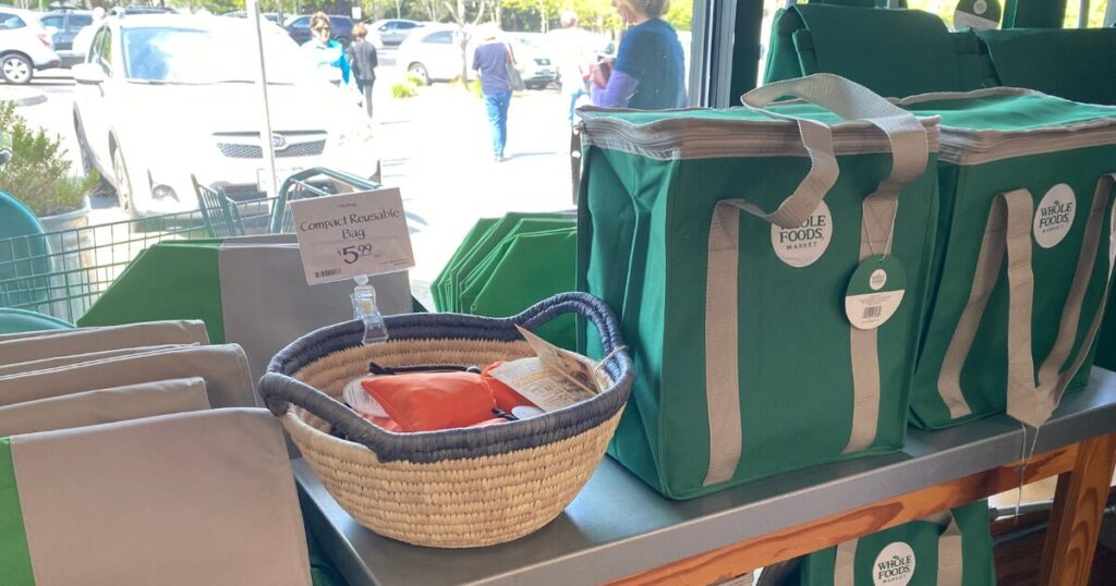 アメリカを代表する高級スーパー「Whole foods」の買い物バッグ