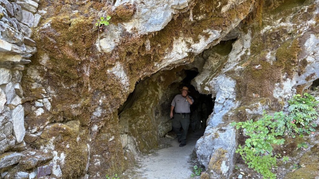 Oregon Cave Entrance
